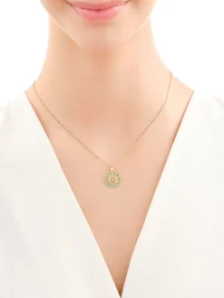 Złota zawieszka z emalią - rozeta