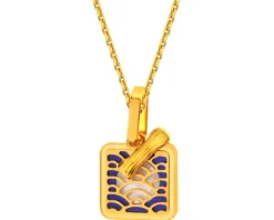 Złota zawieszka z emalią i masą perłową