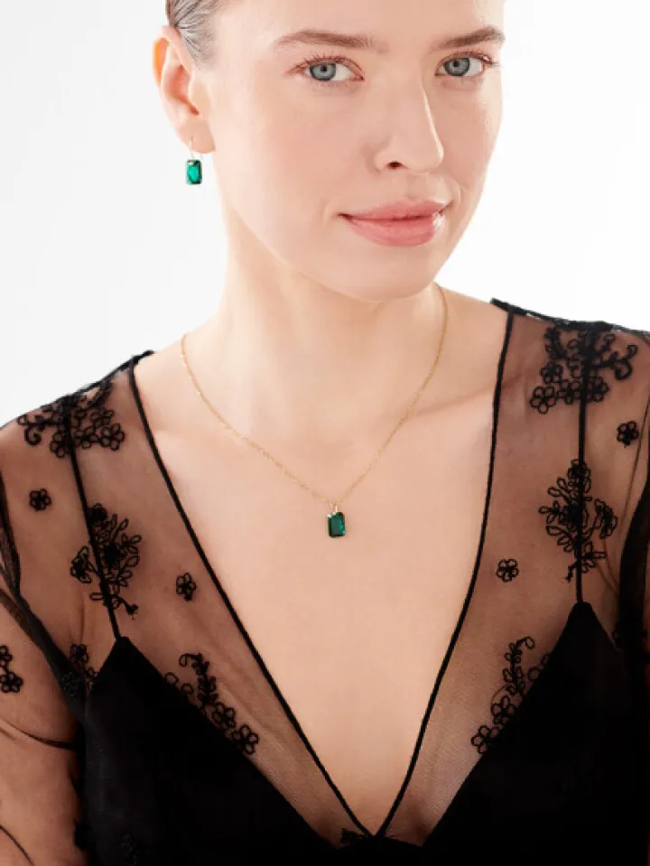 Złota zawieszka z kryształem syntetycznym