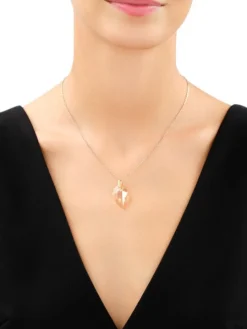 Złota zawieszka z kryształem syntetycznym - liść