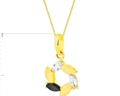 Złota zawieszka z onyksem syntetycznym i cyrkoniami