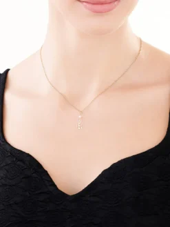 Złota zawieszka z perłą - pudelek