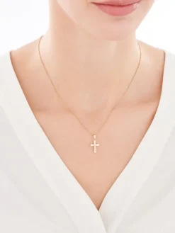 Złota zawieszka z wizerunkiem Chrystusa - krzyż