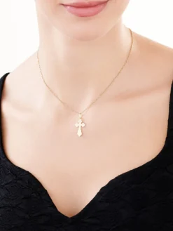 Złota zawieszka z wizerunkiem Chrystusa - krzyż