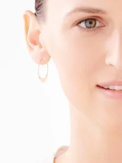 Złote kolczyki szarnir z perłami - koła, 22 mm