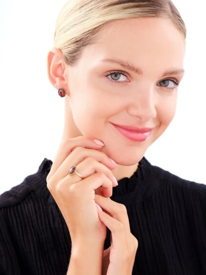 Złote kolczyki z cyrkoniami