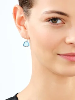 Złote kolczyki z kryształami syntetycznymi