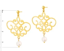 Złote kolczyki z perłami
