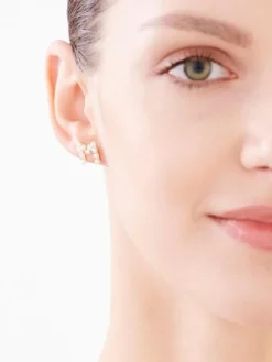 Złote kolczyki z perłami - litery M