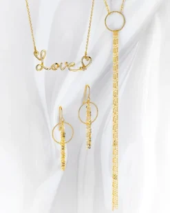 Złoty naszyjnik - love