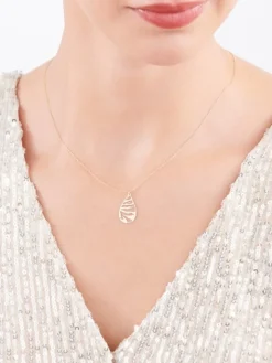 Złoty naszyjnik, ankier