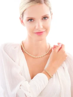 Złoty naszyjnik, kordel