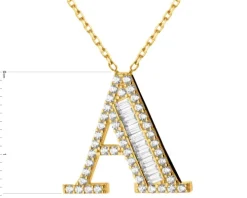 Złoty naszyjnik z cyrkoniami - litera A