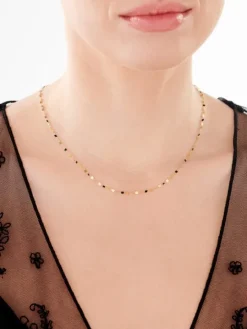 Złoty naszyjnik z emalią, skręcone blaszki