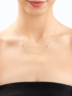 Złoty naszyjnik z masą perłową