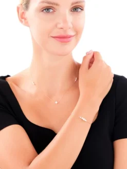 Złoty naszyjnik z perłami, ankier