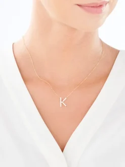 Złoty naszyjnik z perłami, ankier - litera K