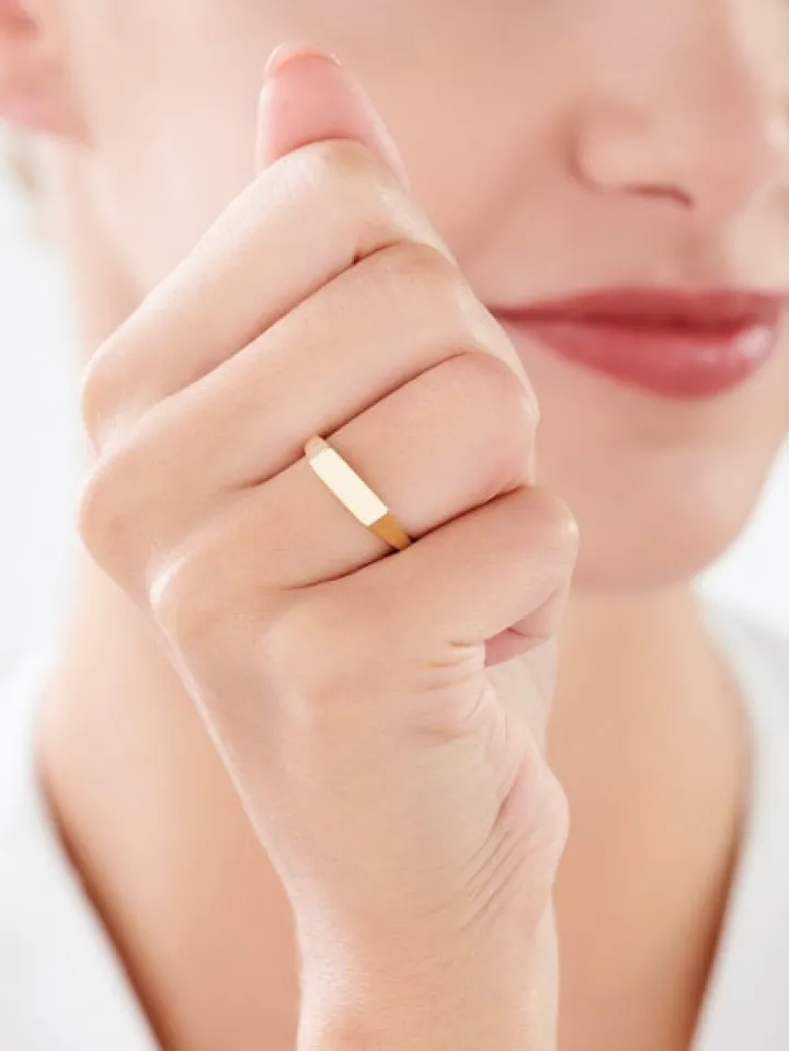 Złoty pierścionek - sygnet