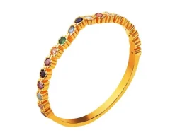 Złoty pierścionek z cyrkoniami