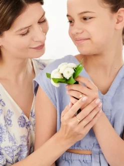 Złoty pierścionek z cyrkoniami - serce