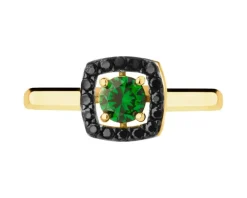 Złoty pierścionek z cyrkoniami