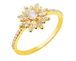 Złoty pierścionek z cyrkoniami