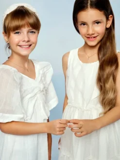 Złoty pierścionek z cyrkoniami