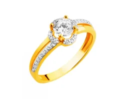 Złoty pierścionek z cyrkoniami