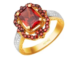 Złoty pierścionek z cyrkoniami