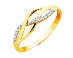 Złoty pierścionek z cyrkoniami