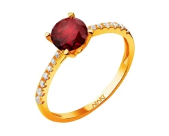 Złoty pierścionek z granatem syntetycznym i cyrkoniami