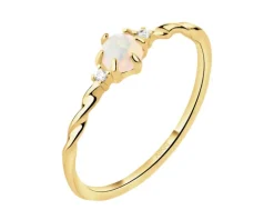 Złoty pierścionek z opalem syntetycznym i cyrkoniami